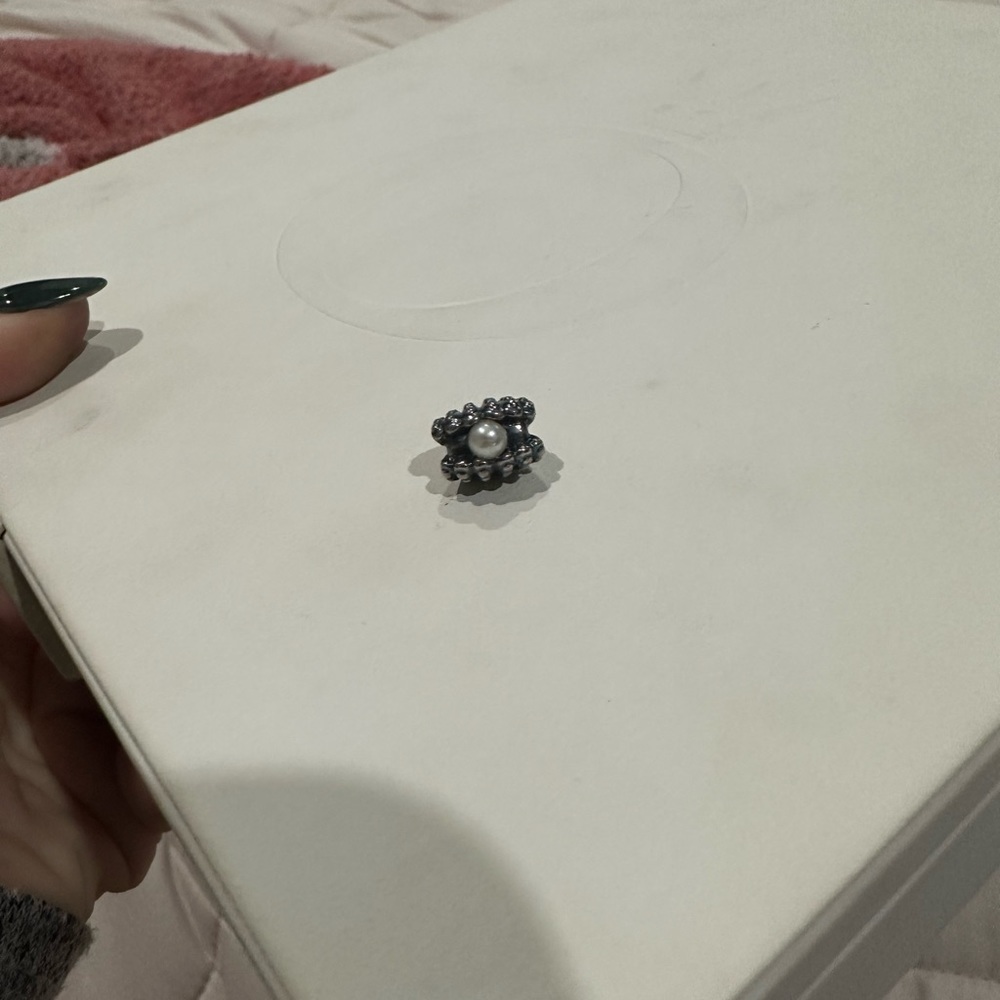 Pandora pearl seashell